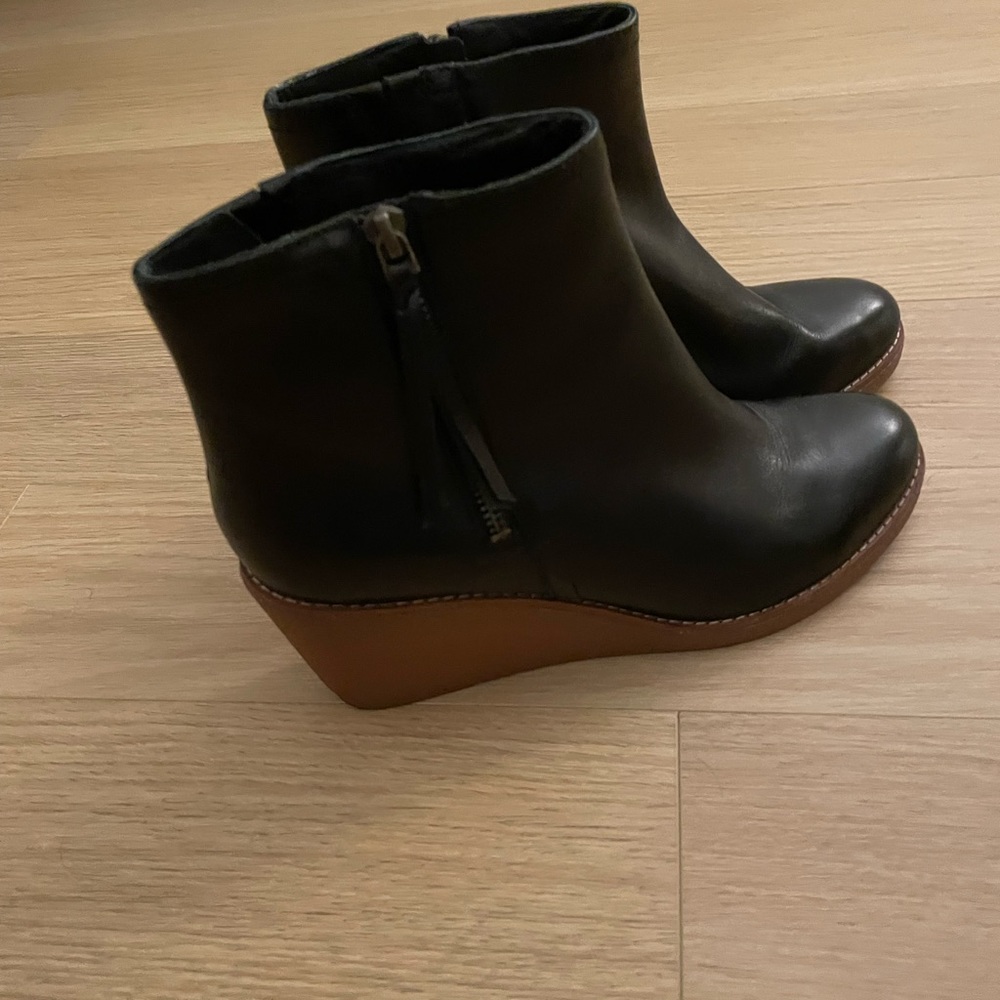 Black boots